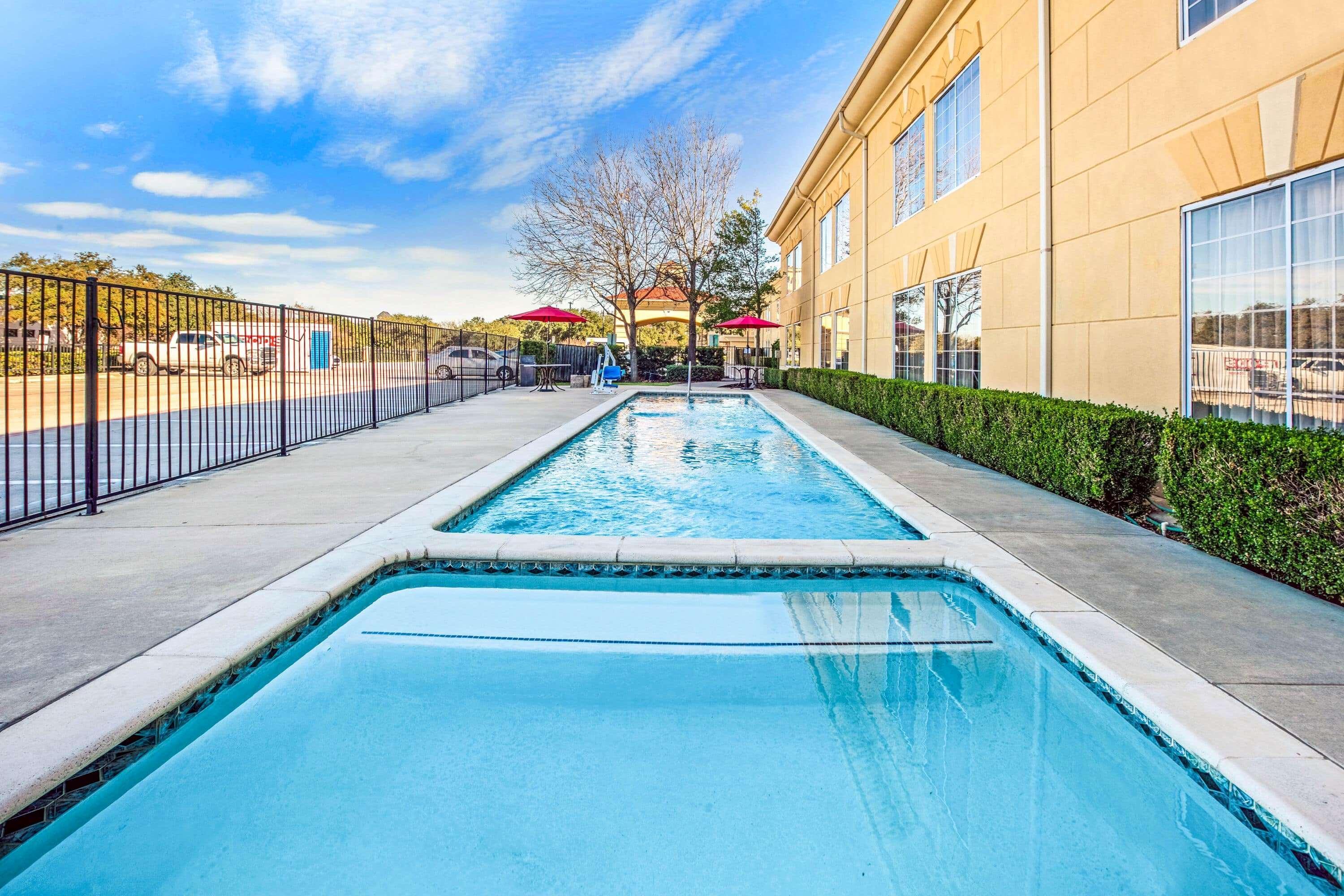 La Quinta By Wyndham Dallas - Las Colinas Hotel Irving Kültér fotó