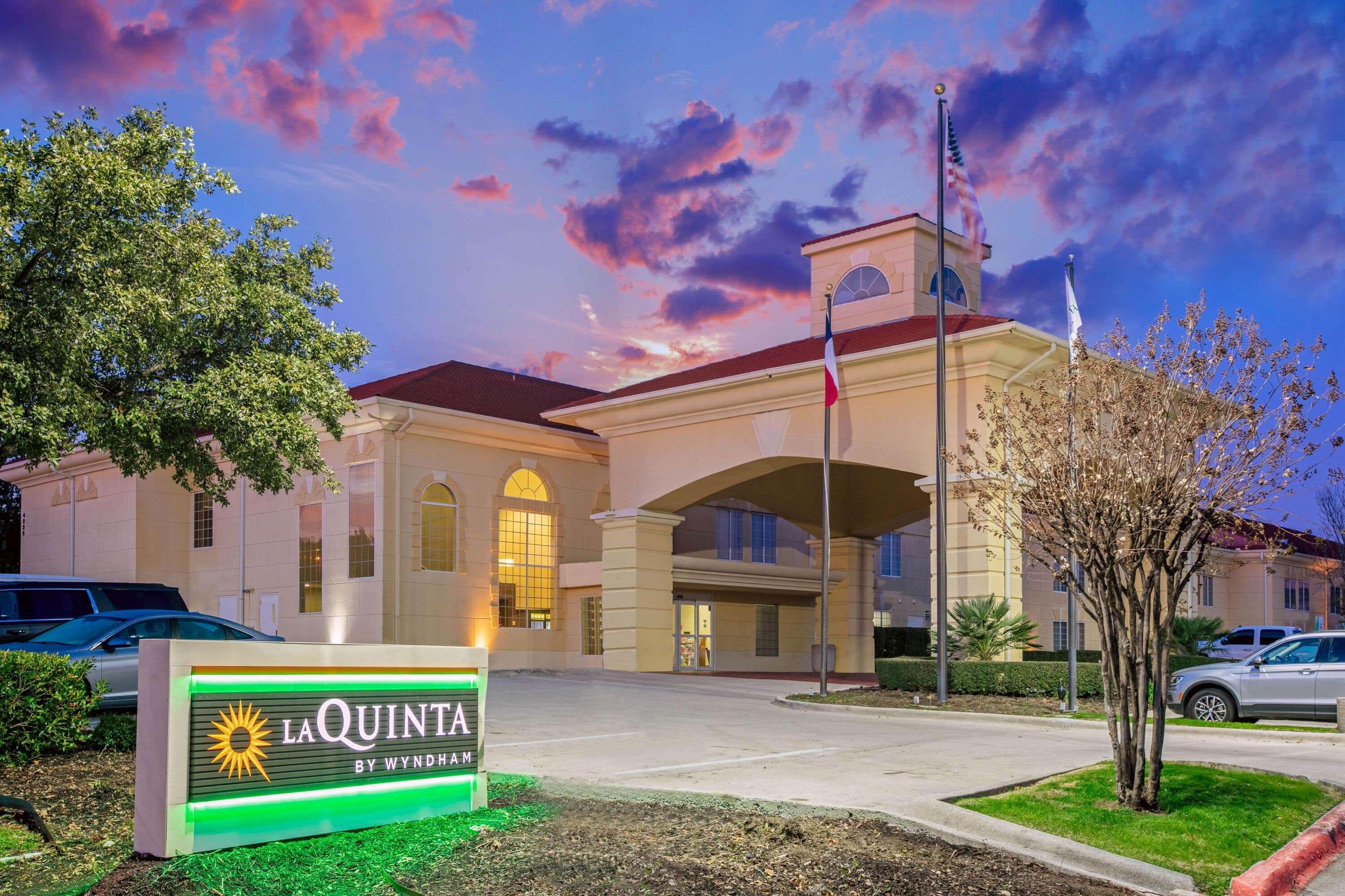 La Quinta By Wyndham Dallas - Las Colinas Hotel Irving Kültér fotó